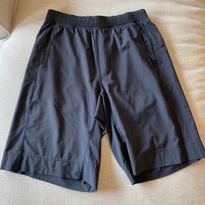 Lululemon Men’s Shorts Black Size M